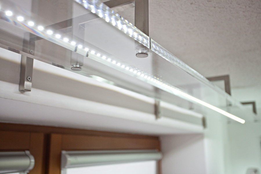 LED plexisklové svítidlo